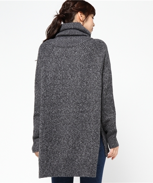 amorous insense（アモラスインセンス）の「二つ折りネックニットトップス（ニット/セーター・レディース・チャコールグレー/ベージュ・MEDIUM）」の5枚目の写真