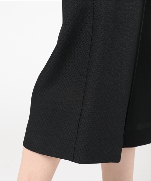 OKIRAKU（オキラク）の「【OKIRAKU】Wide cropped pants（その他パンツ・レディース・ネイビー/ブラック・FREE）」の9枚目の写真