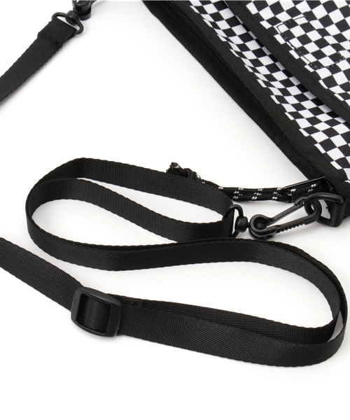 WEGO(ウィゴー)の「WEGO/ミニサコッシュ(ショルダーバッグ・メンズ・ブラック/オレンジ/その他1/ブルー・FREE)」の6枚目の写真