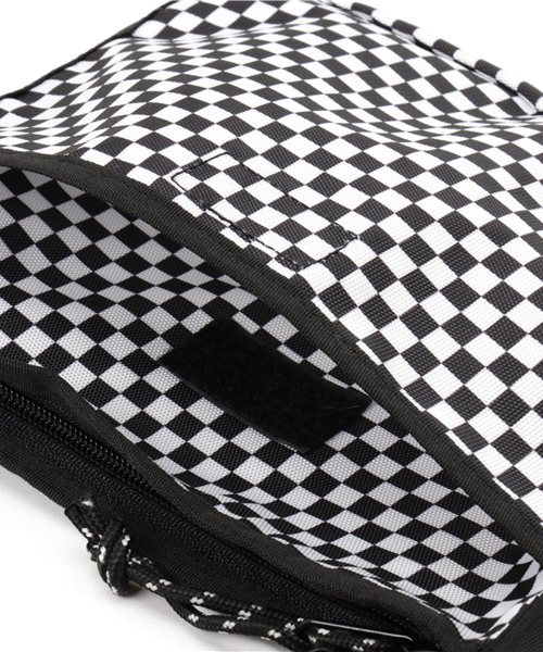 WEGO(ウィゴー)の「WEGO/ミニサコッシュ(ショルダーバッグ・メンズ・ブラック/オレンジ/その他1/ブルー・FREE)」の8枚目の写真