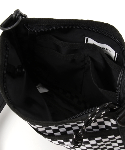 WEGO(ウィゴー)の「WEGO/ミニサコッシュ(ショルダーバッグ・メンズ・ブラック/オレンジ/その他1/ブルー・FREE)」の9枚目の写真