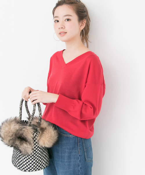 URBAN RESEARCH(アーバンリサーチ)の「ウォッシャブルウールVネックニット(ニット/セーター・レディース・グレー/オフホワイト/ピンク/イエロー・FREE)」の5枚目の写真