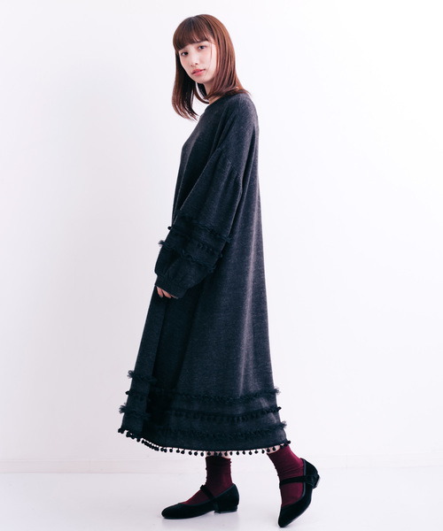 MERLOT(メルロー)の「ポンポンフリンジ×フリルラインワンピース1129(ワンピース・レディース・ブラック/オレンジ/アイボリー・FREE)」の5枚目の写真