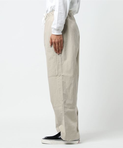 Kaptain Sunshine（キャプテン サンシャイン）の「【KAPTAIN SUNSHINE】ワイドイージーパンツ MEN（その他パンツ・メンズ・グレイッシュベージュ/チャコール・30/32）」の3枚目の写真