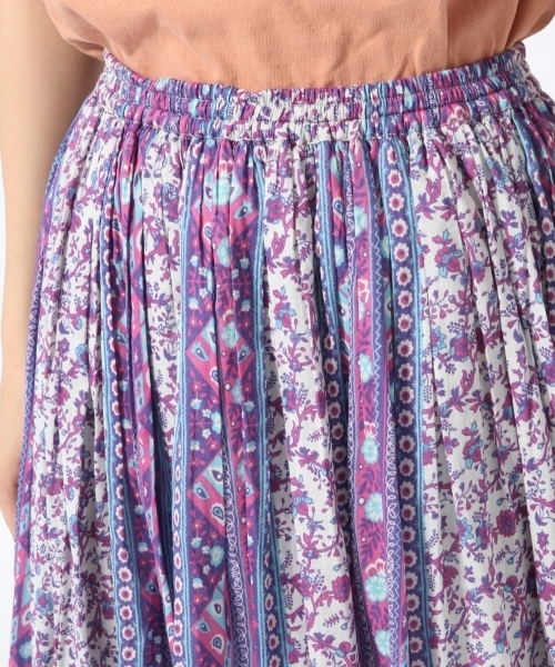 LOWRYS FARM（ローリーズファーム）の「ペイズリーマキシスカート　786673 （スカート・レディース・パープル/オレンジ・FREE）」の5枚目の写真