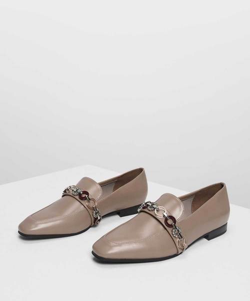 CHARLES & KEITH（チャールズ & キース）の「チェーンディテールローファー / Chain Detail Loafers（ローファー・レディース・ブラック/グレー/ライトベージュ・22.5cm/23cm/23.5cm/24.5cm/25cm/25.5cm）」の17枚目の写真
