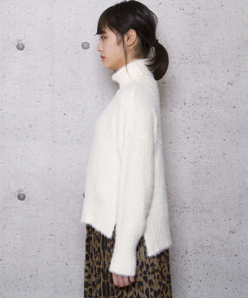 LUGG NAGG(ラグナグ)の「【Jewelobe/ ジュエローブ】タートルネック シャギーニット トップス(ニット/セーター・レディース・ホワイト/グレー/ピンク・FREE)」の10枚目の写真