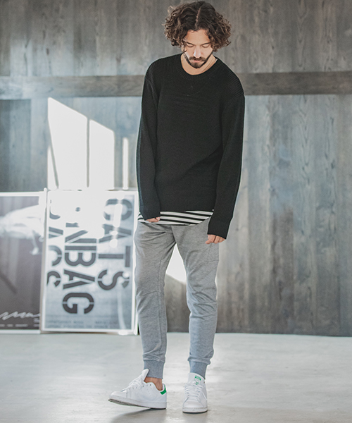 CAMBIO(カンビオ)の「mn1880-ルーズシルエットローゲージワッフルニット(ニット/セーター・メンズ・ブラック/グレー/オフホワイト/モカ・S/M/L)」の14枚目の写真