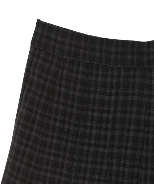 Candy Stripper（キャンディストリッパー）の「HIDE AND SEEK CHECK PLEATS スカート（スカート・レディース・ブラック/ネイビー・1/2）」の10枚目の写真
