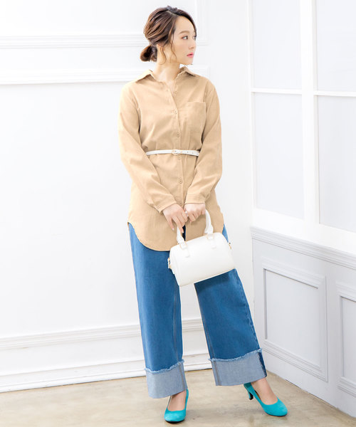 KOBE LETTUCE（コウベレタス）の「ビッグシルエットコーデュロイシャツ（シャツ/ブラウス・レディース・サックスブルー/ベージュ/オフホワイト・FREE）」の11枚目の写真