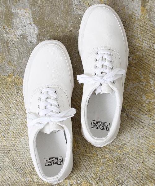 coen(コーエン)の「カリフォルニアキャンバススニーカー(スニーカー・メンズ・ケリー/ネイビー/ホワイト/ライトブルー・MEDIUM/SMALL/X-LARGE/LARGE)」の2枚目の写真