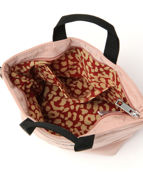 BAYFLOW(ベイフロー)の「2WAYパディングミニロゴトート(トートバッグ・レディース・ベビーピンク/ベージュ/オレンジ/ライトグレー/ブラック・FREE)」の22枚目の写真