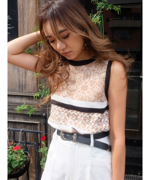 EVRIS（エヴリス）の「オリエンタルジャガードタンクKNITプルオーバー（ニット/セーター・レディース・オレンジ/ブルー/ベージュ・FREE）」の7枚目の写真