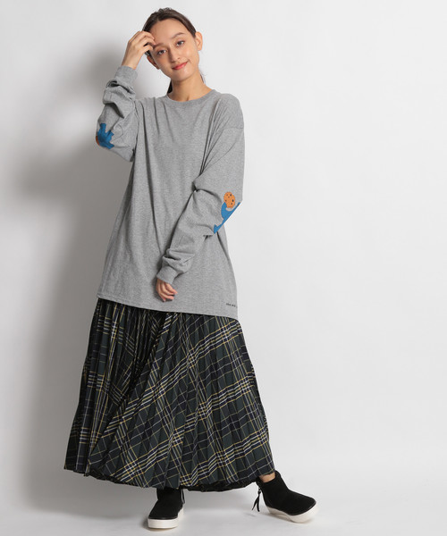 niko and...(ニコアンド)の「【JERZEES(ジャージーズ)】セサミストリートクッキーモンスターロンT(Tシャツ/カットソー・レディース・グレー/チャコール/ホワイト・FREE)」の10枚目の写真