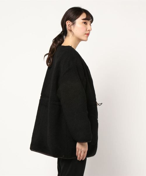 flower（フラワー）の「ミリタリーボアコート（ノーカラージャケット・レディース・ブラック/カーキ・FREE）」の3枚目の写真