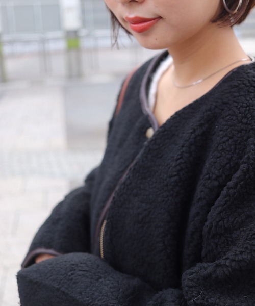 flower（フラワー）の「ミリタリーボアコート（ノーカラージャケット・レディース・ブラック/カーキ・FREE）」の9枚目の写真