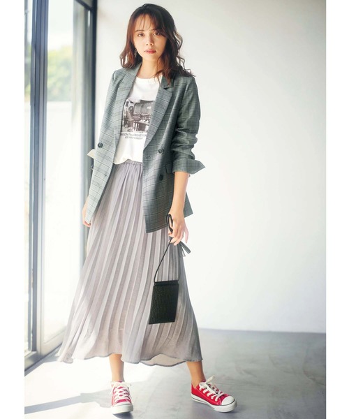 GeeRA（ジーラ）の「プリントゆるシルエットＴシャツ（Tシャツ/カットソー・レディース・オフホワイト/ホワイト系その他/ブラック系その他/その他1/ベージュ/その他2/その他4/その他3/その他5/その他6・MEDIUM/LARGE/X-LARGE/XX-LARGE）」の11枚目の写真