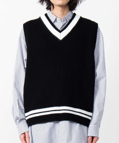 WEGO（ウィゴー）の「WEGO/ビッグシルエットチルデンニットベスト（ベスト・メンズ・ブラック/ホワイト/ベージュ・MEDIUM/LARGE）」の14枚目の写真