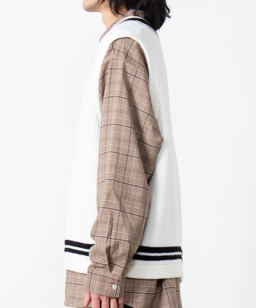 WEGO（ウィゴー）の「WEGO/ビッグシルエットチルデンニットベスト（ベスト・メンズ・ブラック/ホワイト/ベージュ・MEDIUM/LARGE）」の16枚目の写真