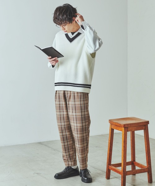 WEGO（ウィゴー）の「WEGO/ビッグシルエットチルデンニットベスト（ベスト・メンズ・ブラック/ホワイト/ベージュ・MEDIUM/LARGE）」の21枚目の写真