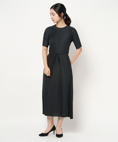 LOWRYS FARM（ローリーズファーム）の「マルチＷＡＹプリーツワンピ　877276（ワンピース・レディース・アイボリー/チャコールグレー/イエロー/ブラウン・FREE）」の20枚目の写真