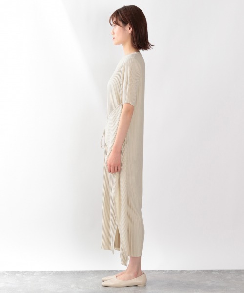 LOWRYS FARM（ローリーズファーム）の「マルチＷＡＹプリーツワンピ　877276（ワンピース・レディース・アイボリー/チャコールグレー/イエロー/ブラウン・FREE）」の12枚目の写真