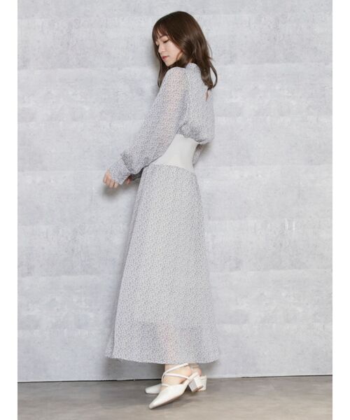 dazzlin（ダズリン）の「リブ切替シフォンフラワーワンピース（ワンピース・レディース・イエロー/ブルー/アイボリー・FREE）」の7枚目の写真