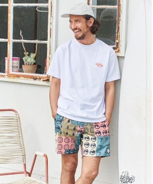 VOLCOM（ボルコム）の「VOLCOM/ボルコム 水陸両用ユーティリティーショーツ A2512100（その他パンツ・メンズ・マルチ・M/L）」の3枚目の写真
