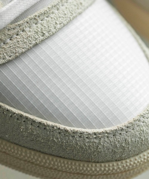 Reebok（リーボック）の「【ZOZOTOWNスペシャルモデル】クラブシー 85（スニーカー・レディース・オフホワイト・23.5cm/31cm/22.5cm/29.0cm/30.0cm/23.0cm/24.5cm/27.0cm/28.5cm/28.0cm/29.5cm/24.0cm/25.5cm/26.0cm/27.5cm/25.0cm/26.5cm）」の10枚目の写真