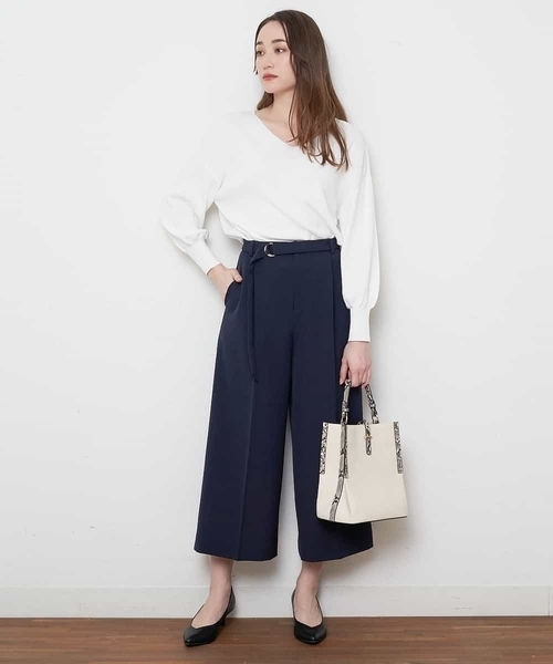 OFUON le MK（オフオンルエムケー）の「【洗濯機で洗える】【秋まで着られる】ベルト付きハイウエストワイドパンツ（スラックス・レディース・ベージュ/ネイビー/アイボリー・36/40/38）」の20枚目の写真