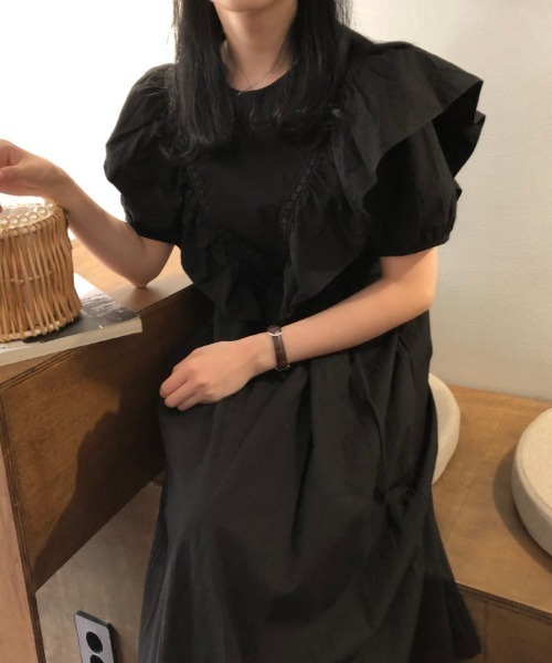 emi+(エミプラス)の「Vネックフロント刺繍フリルワンピース(シャツワンピース・レディース・ホワイト/ブラック/ベージュ/ベージュ系その他・S/M)」の11枚目の写真