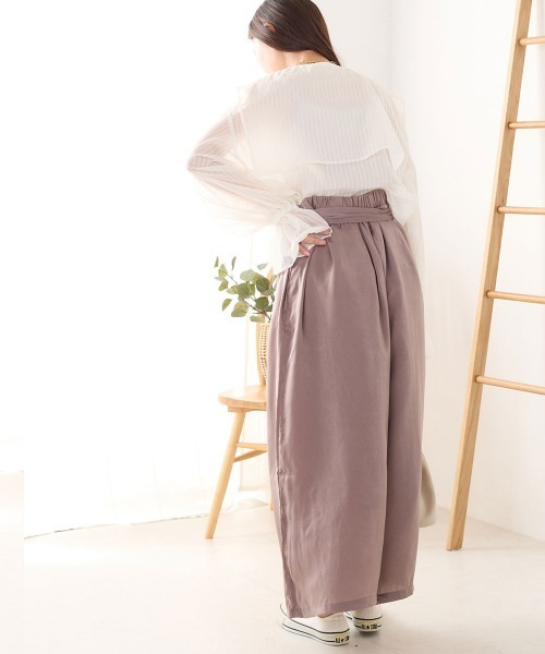 OMNES Another Edition（オムネス アナザーエディション）の「サテンベルト付きギャザーワイドイージーパンツ（その他パンツ・レディース・ブラック/ミント/モカ・FREE）」の6枚目の写真