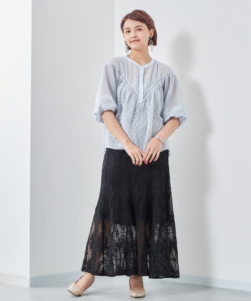 cepo（セポ）の「カットドビーレースブラウス（シャツ/ブラウス・レディース・ネイビー/オフホワイト/ベージュ/グレー・M）」の10枚目の写真