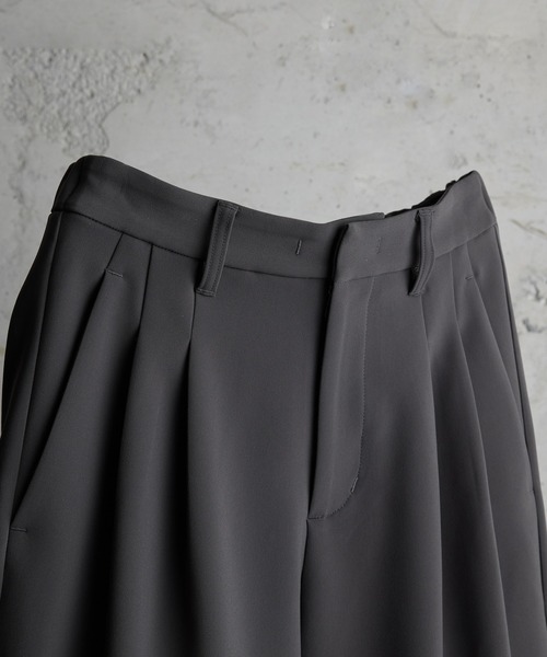 WYM × ATTACHMENT(ウィム×アタッチメント)の「【ATTACHMENT × WYM】LOOSE TAPERED PANTS(その他パンツ・メンズ・ダークグレー/ベージュ・S/M/L)」の4枚目の写真