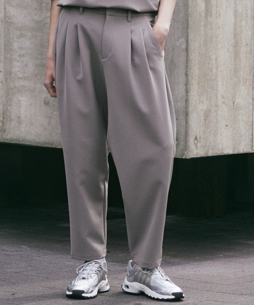 WYM × ATTACHMENT(ウィム×アタッチメント)の「【ATTACHMENT × WYM】LOOSE TAPERED PANTS(その他パンツ・メンズ・ダークグレー/ベージュ・S/M/L)」の13枚目の写真