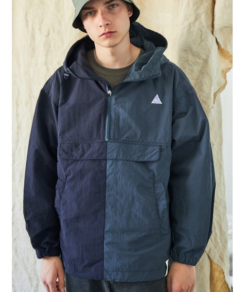 AlexanderLeeChang(アレキサンダーリーチャン)の「AlexanderLeeChang/アレキサンダーリーチャン 5050 ANORAK アノラック AC032105(ブルゾン・メンズ・カーキ/ネイビー/ピンク・2/3)」の3枚目の写真