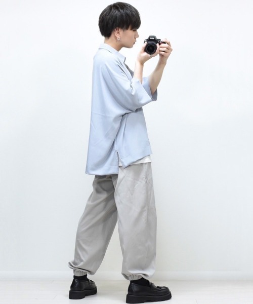 Air Tokyo（エアートウキョー）の「【ファッションインフルエンサーMASAKI × AIR TOKYO 限定コラボ】ジョガーバルーンパンツ（その他パンツ・メンズ・ブラック/グレイッシュベージュ・LARGE/MEDIUM）」の5枚目の写真