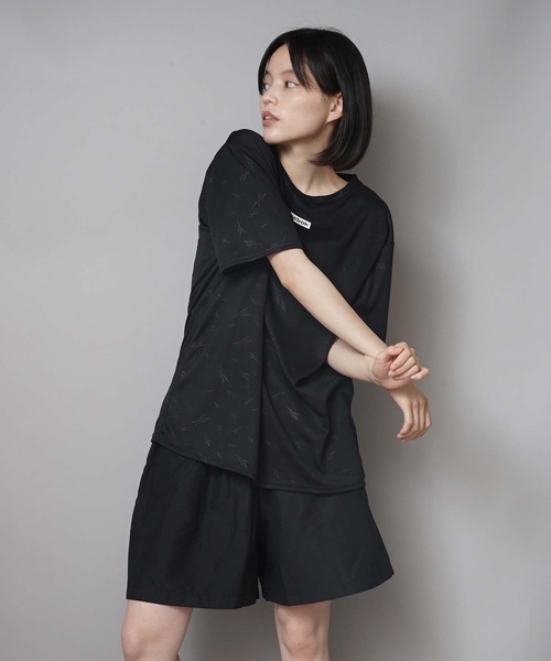 Reebok(リーボック)の「【Reebok / リーボック】レディース半袖Tシャツ(Tシャツ/カットソー・レディース・ホワイト/ブラック・MEDIUM/LARGE/X-LARGE)」の6枚目の写真