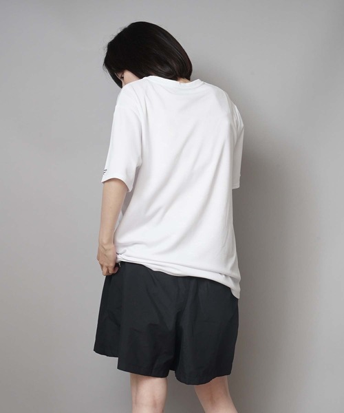 Reebok(リーボック)の「【Reebok / リーボック】レディース半袖Tシャツ(Tシャツ/カットソー・レディース・ホワイト/ブラック・MEDIUM/LARGE/X-LARGE)」の18枚目の写真