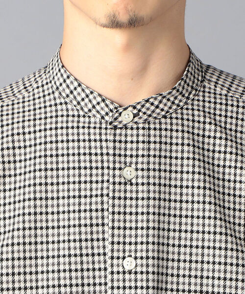 GLOSTER（グロスター）の「AIR TROUGH バンドカラーシャツ ※通気性◎、軽量◎、ストレッチ性◎の機能素材を使用（シャツ/ブラウス・メンズ・ネイビー/ホワイト系その他2・SMALL/MEDIUM/LARGE）」の6枚目の写真