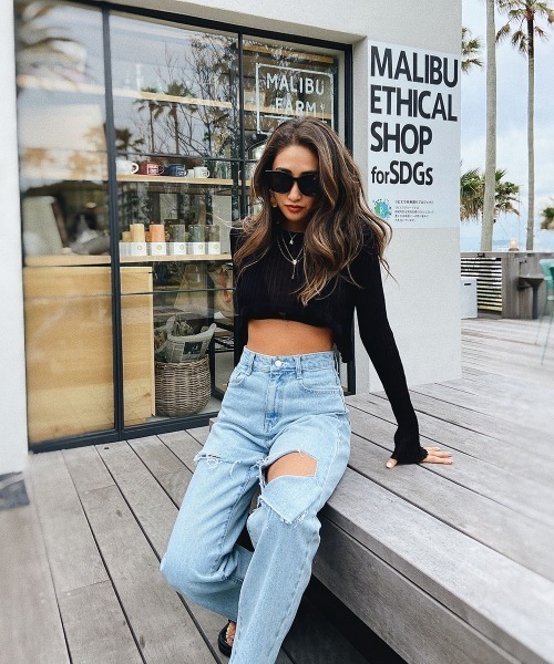 esutoreja（エストレジャ）の「ハイウエストダメージストレートデニム（デニムパンツ・レディース・ブルー・M/S）」の4枚目の写真