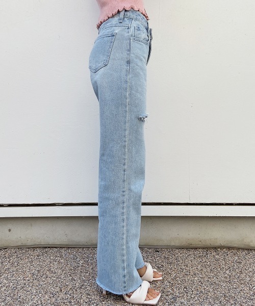 esutoreja（エストレジャ）の「ハイウエストダメージストレートデニム（デニムパンツ・レディース・ブルー・M/S）」の5枚目の写真