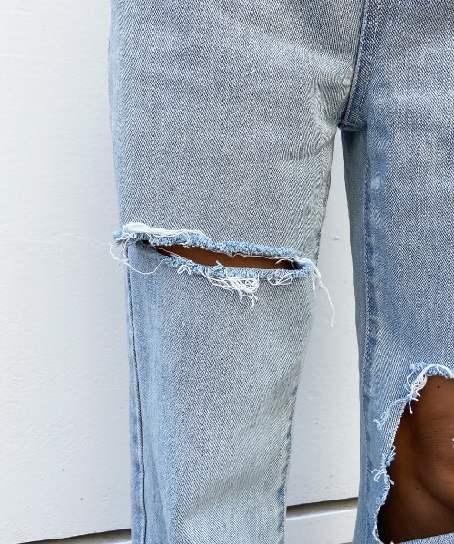 esutoreja（エストレジャ）の「ハイウエストダメージストレートデニム（デニムパンツ・レディース・ブルー・M/S）」の9枚目の写真