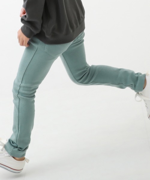 devirock(デビロック)の「ウルトラストレッチパンツ(しっかり編み)(その他パンツ・キッズ・ブラック/ダークグリーン/ネイビー/カーキ/ダークオリーブ/ブルー/ダークパープル/モカ/ラベンダー/ブラウン系その他/ブルー系その他/パープル系その他/キャメル/イエロー系その他/ヘザーチャコール/スモークピンク/ライトベージュ/ブルー系その他2/ブルー系その他3/パープル系その他2・120cm/100cm/110cm/90cm/80cm/160cm/150cm/140cm/130cm)」の14枚目の写真