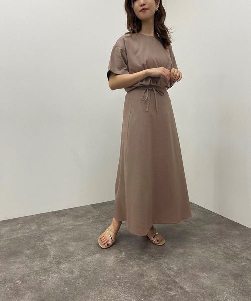 apres jour mignon（アプレジュールミニョン）の「リネン混スリット入りスカート【ZOZOTOWN限定アイテム】（スカート・レディース・ピンクベージュ/チャコールグレー・X-LARGE/フリー）」の14枚目の写真