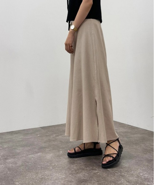 apres jour mignon（アプレジュールミニョン）の「リネン混スリット入りスカート【ZOZOTOWN限定アイテム】（スカート・レディース・ピンクベージュ/チャコールグレー・X-LARGE/フリー）」の22枚目の写真