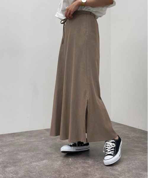 apres jour mignon（アプレジュールミニョン）の「リネン混スリット入りスカート【ZOZOTOWN限定アイテム】（スカート・レディース・ピンクベージュ/チャコールグレー・X-LARGE/フリー）」の5枚目の写真