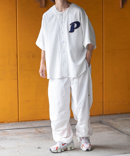 Perushu(ペルーシュ)の「ストライプベースボールシャツ(シャツ/ブラウス・メンズ・ネイビー/オフホワイト・MEDIUM/LARGE)」の3枚目の写真