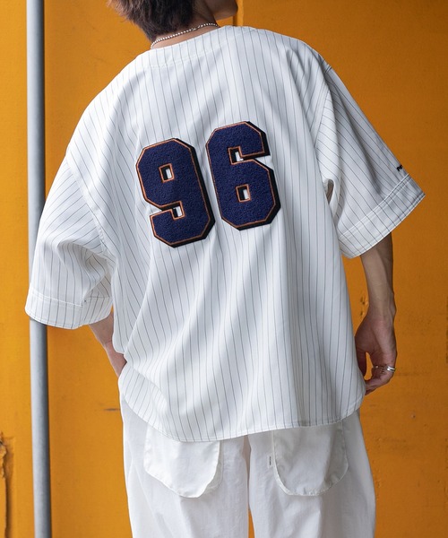 Perushu(ペルーシュ)の「ストライプベースボールシャツ(シャツ/ブラウス・メンズ・ネイビー/オフホワイト・MEDIUM/LARGE)」の13枚目の写真