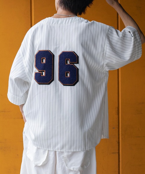 Perushu(ペルーシュ)の「ストライプベースボールシャツ(シャツ/ブラウス・メンズ・ネイビー/オフホワイト・MEDIUM/LARGE)」の14枚目の写真